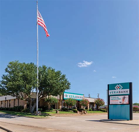 Community Banking in Henderson, TX 